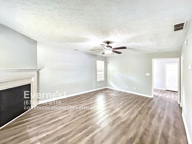 Building Photo - 9102 Fairway Ct