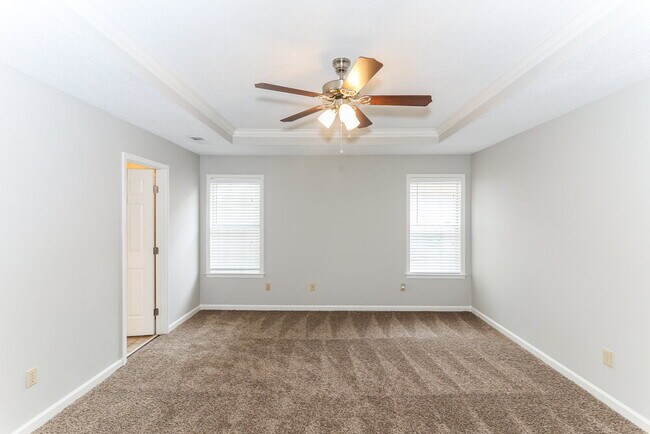 Building Photo - 7143 Emily Ln