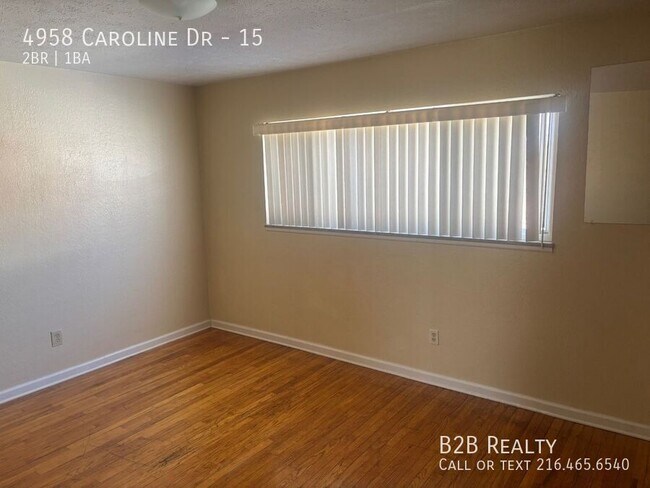 Building Photo - 4958 Caroline Dr