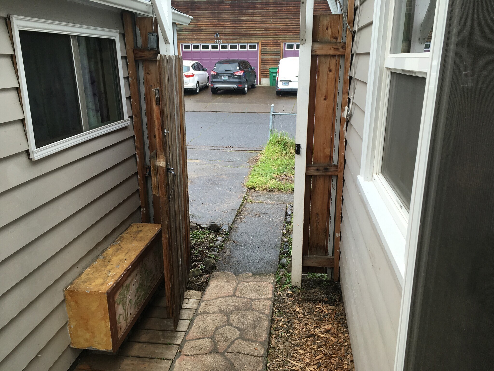 Building Photo - 98 W 29th Ave