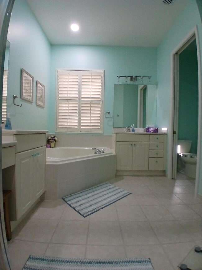 Building Photo - 2325 Sailfish Cove Dr