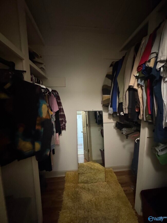 Building Photo - 2137 Belle Grove Dr SW