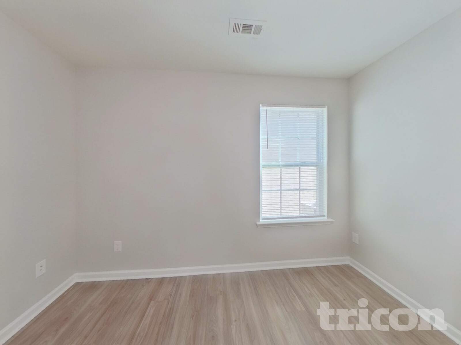 Building Photo - 2430 Dewey Creek Ln