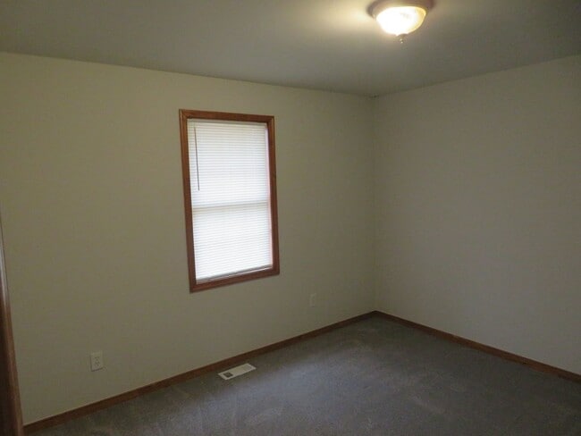 Building Photo - Hopewell, VA