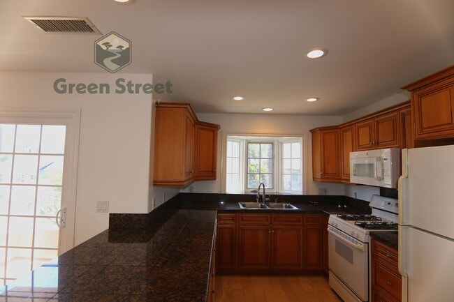 Building Photo - 4085 Honeycutt St