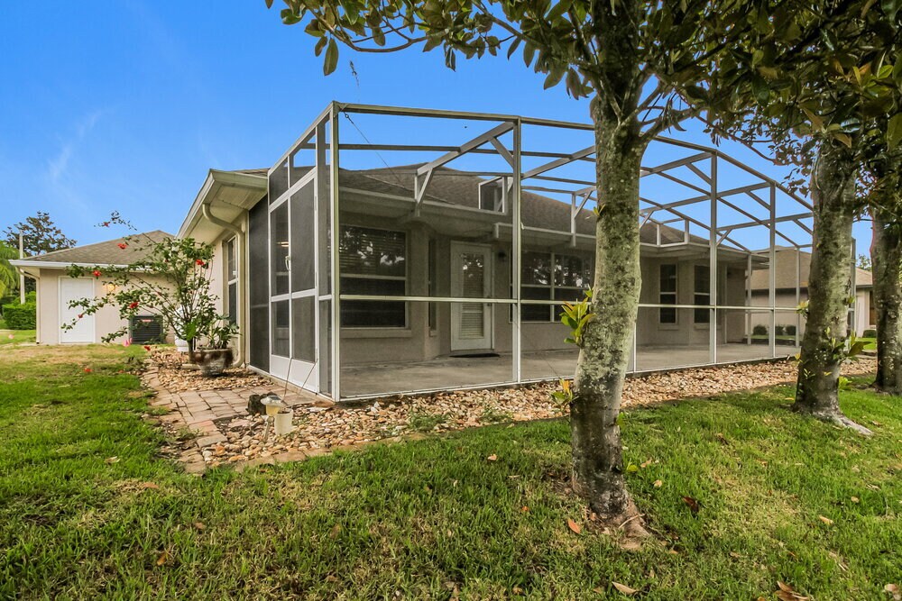 Building Photo - 4749 Abaco Dr