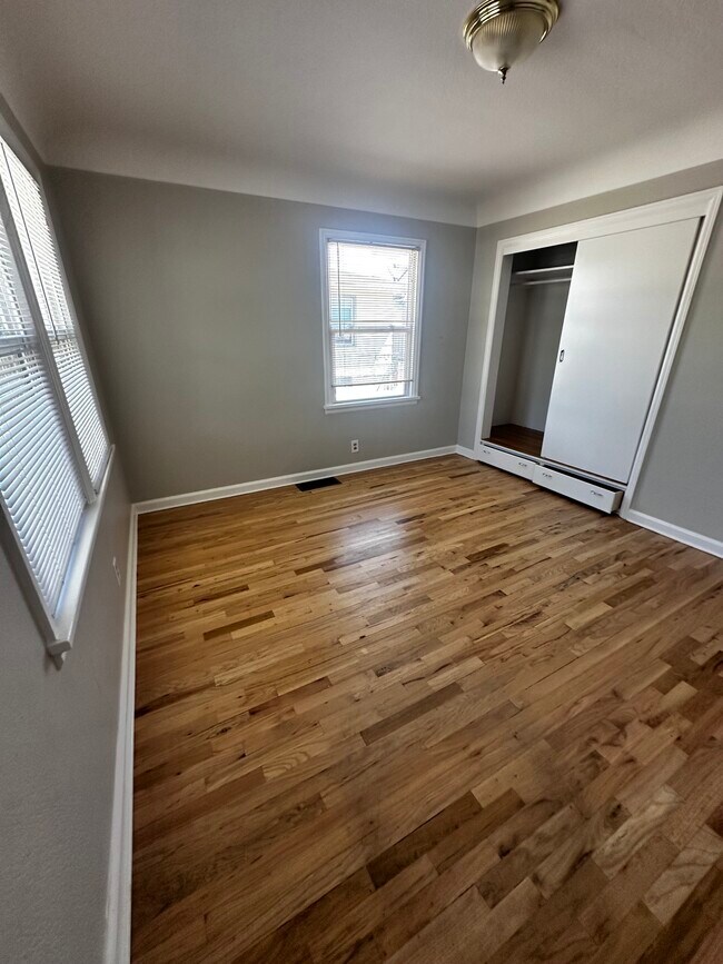 Building Photo - 510 N 18th St