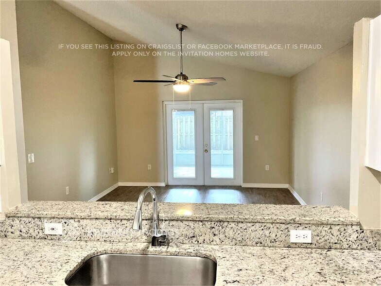 Building Photo - 6711 Fawn Ridge Dr