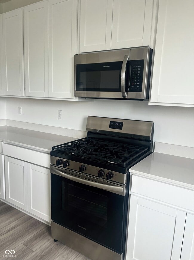 Building Photo - 6958 Bauer Crk Dr