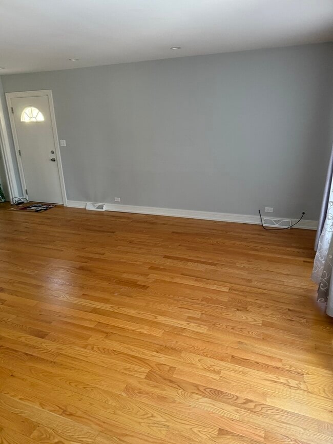 Building Photo - 7710 Kedvale Ave