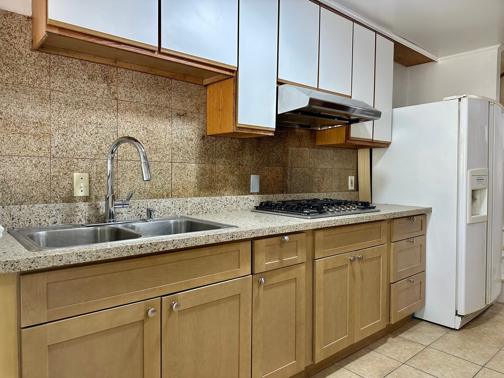 Building Photo - 1578 43rd Ave