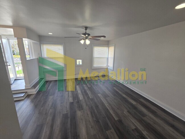 Building Photo - Updated 3-Bedroom Single-Level Home with Backyard Space