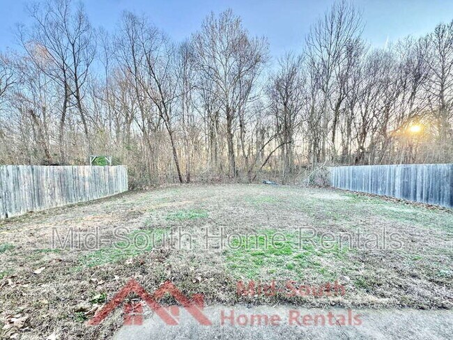 Building Photo - 3915 Jordan View Dr