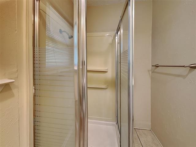 Building Photo - 224 Lakeway Ct