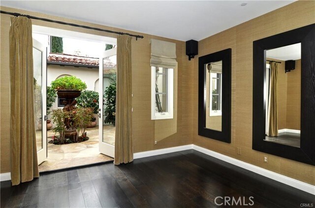 Building Photo - 23 Praire Grass