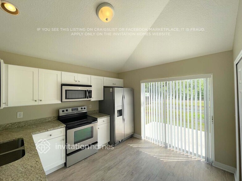 Building Photo - 5943 Sand Key Ln