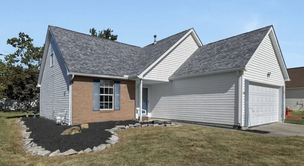 Building Photo - 1049 Sunrise Dr