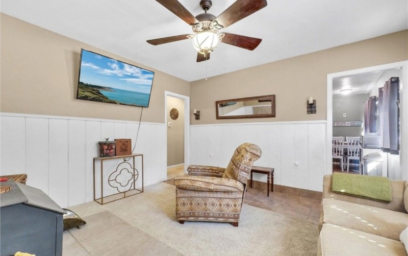 Building Photo - 710 Marin Rd