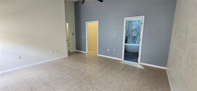 Building Photo - 2227 Oakington St