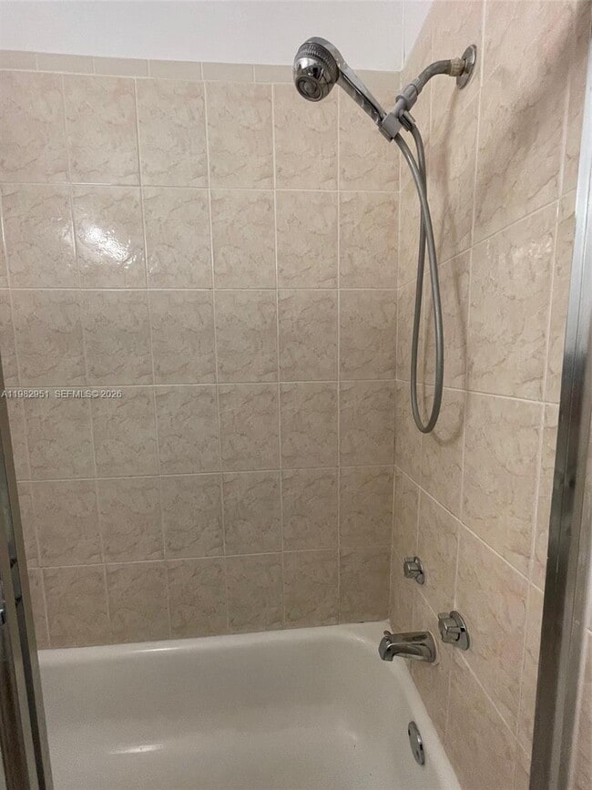 Building Photo - 1611 Michigan Ave