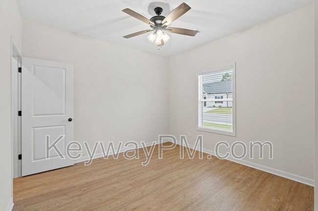 Building Photo - 5029 Greer Dr