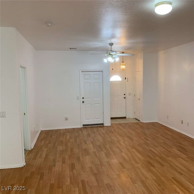 Building Photo - 530 Bourbon St