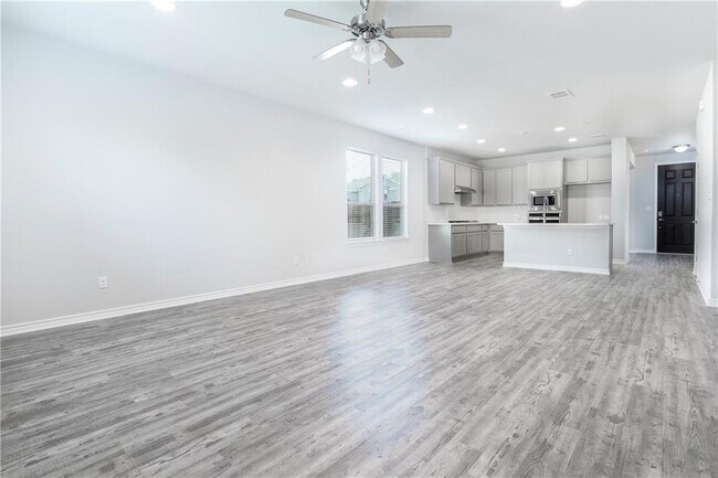 Building Photo - 1613 Winding Stream Trail