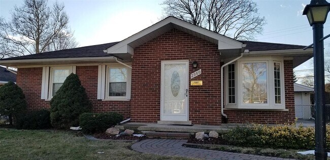 Primary Photo - 2960 Anna Ct