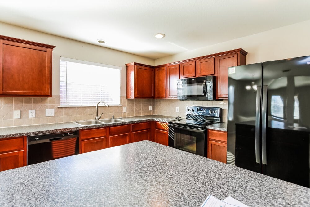 Building Photo - 110 Comanche Trail