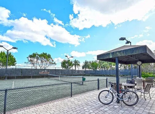 Tennis courts - 8344 Lucello Ter N