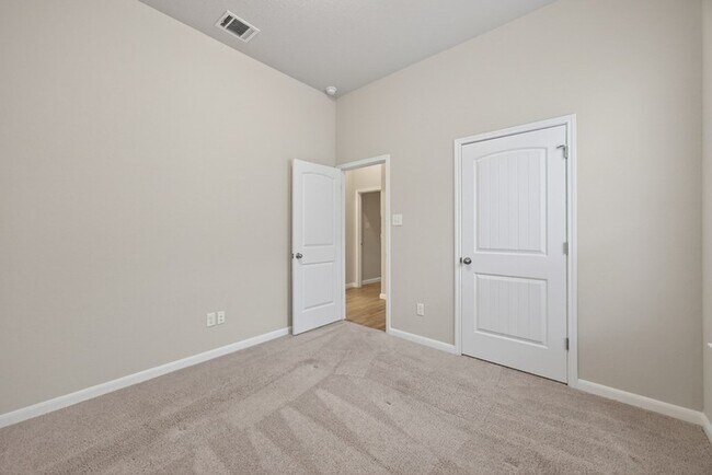 Building Photo - 14350 Gold Rush Pass