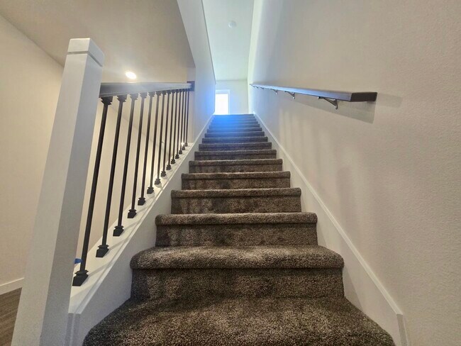 Building Photo - 8723 126th St Ct E