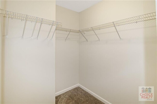 Building Photo - 4810 Brookwood Pl