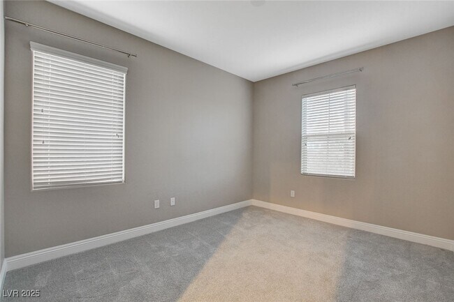 Building Photo - 12217 Nasino Ave