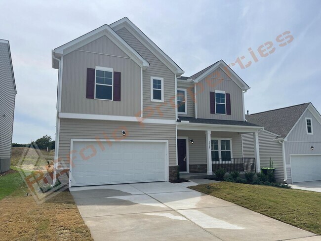 Building Photo - Gorgeous 5 Bedroom, 2.5 Bath Home with Fir...