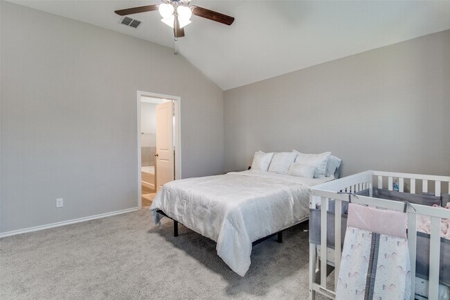 Building Photo - 11441 Silver Queen Dr