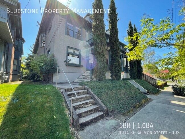 Building Photo - 1314 SE Salmon St