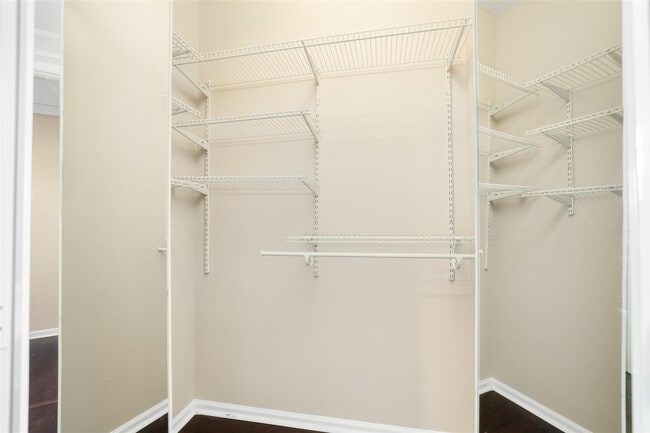 Building Photo - 1323 Vía De Pepi