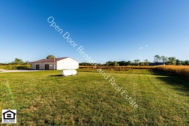 Building Photo - 6242 Co Rd 36