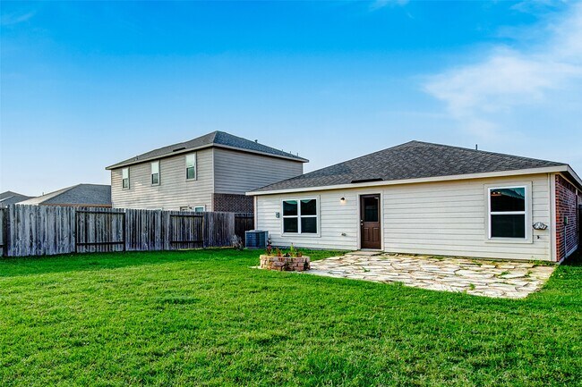 Building Photo - 22522 Threefold Ridge Dr
