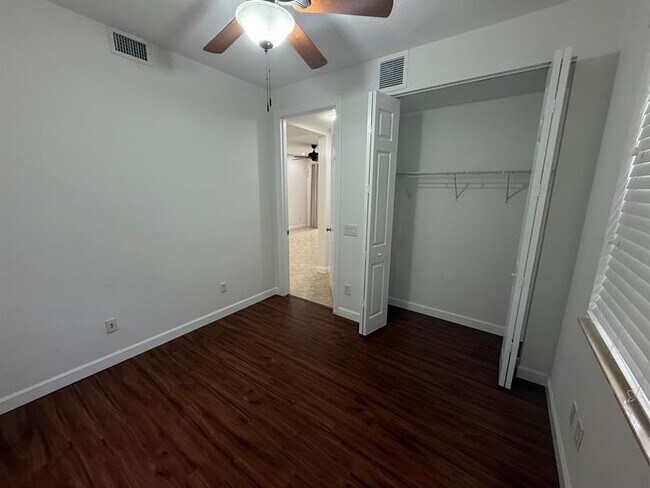 Building Photo - 8297 NW 128th Ln