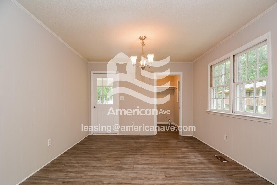 Building Photo - 316 Cartwright Cir