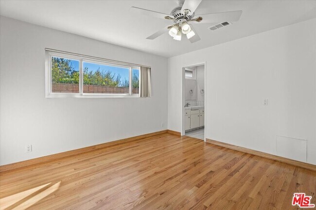 Building Photo - 13521 Bayliss Rd