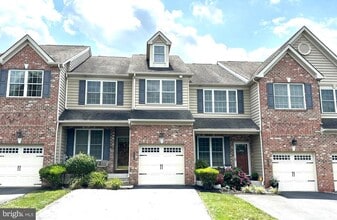 Building Photo - 938 Dutch Dr