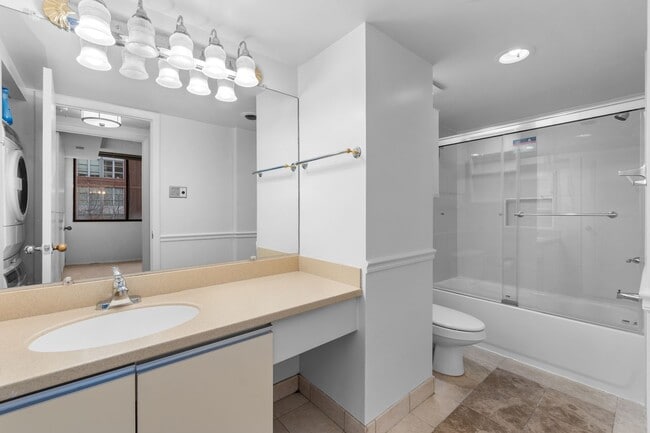Building Photo - All Utilities Included! Bright Logan Circle 1BR/1BA Condo with Rooftop Views