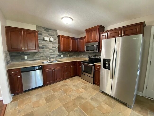 Building Photo - 231 Augusta Way