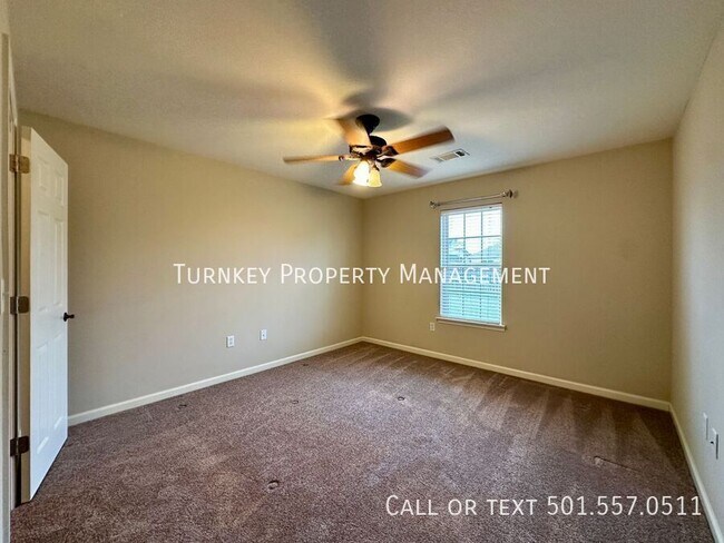 Building Photo - 13601 Stonehenge Cove