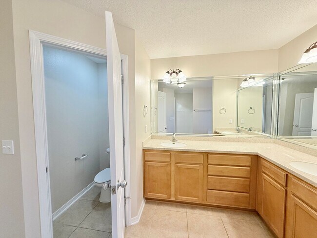 Building Photo - Spacious 4-Bedroom Home – Tanglewood!