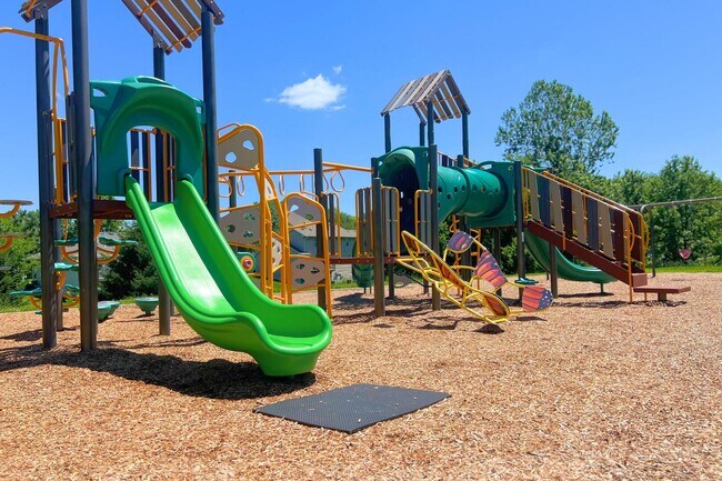Building Photo - 2509 Hollyhock Dr