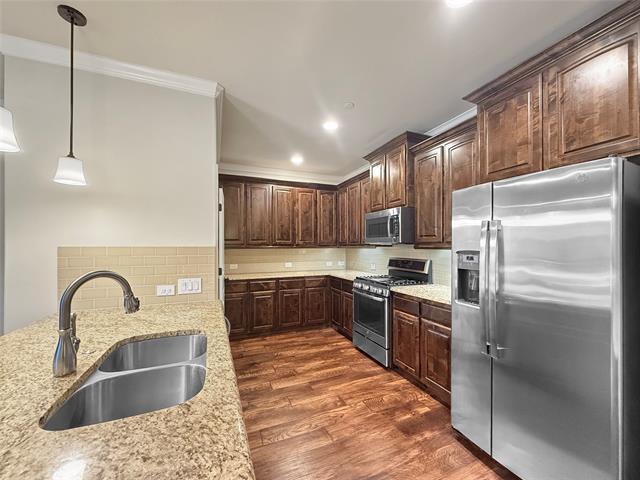 Building Photo - 1225 Pebblebrook Dr